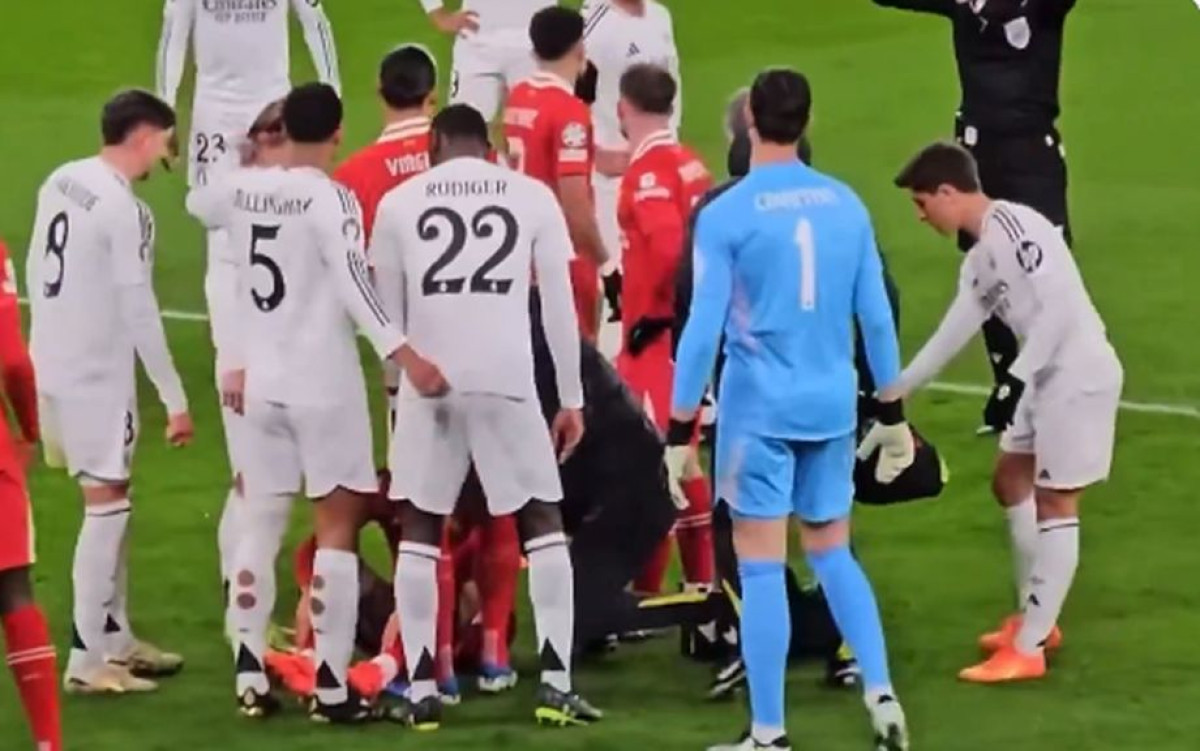 Navijač snimio kakvu sramotu je fiziotarapeut Liverpoola napravio kada mu je Arda Guler prišao