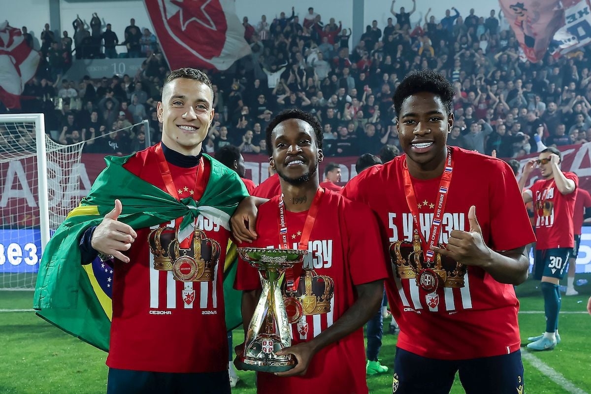Pijani skandal - Fudbaler Crvene zvezde 'pijan kao letva' teturao hotelom, odmah je izbačen!