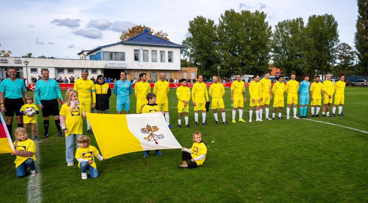 Vatikan ima fudbalsku reprezentaciju, žele u UEFA-u: Igraju poštari, stražari, službenici...