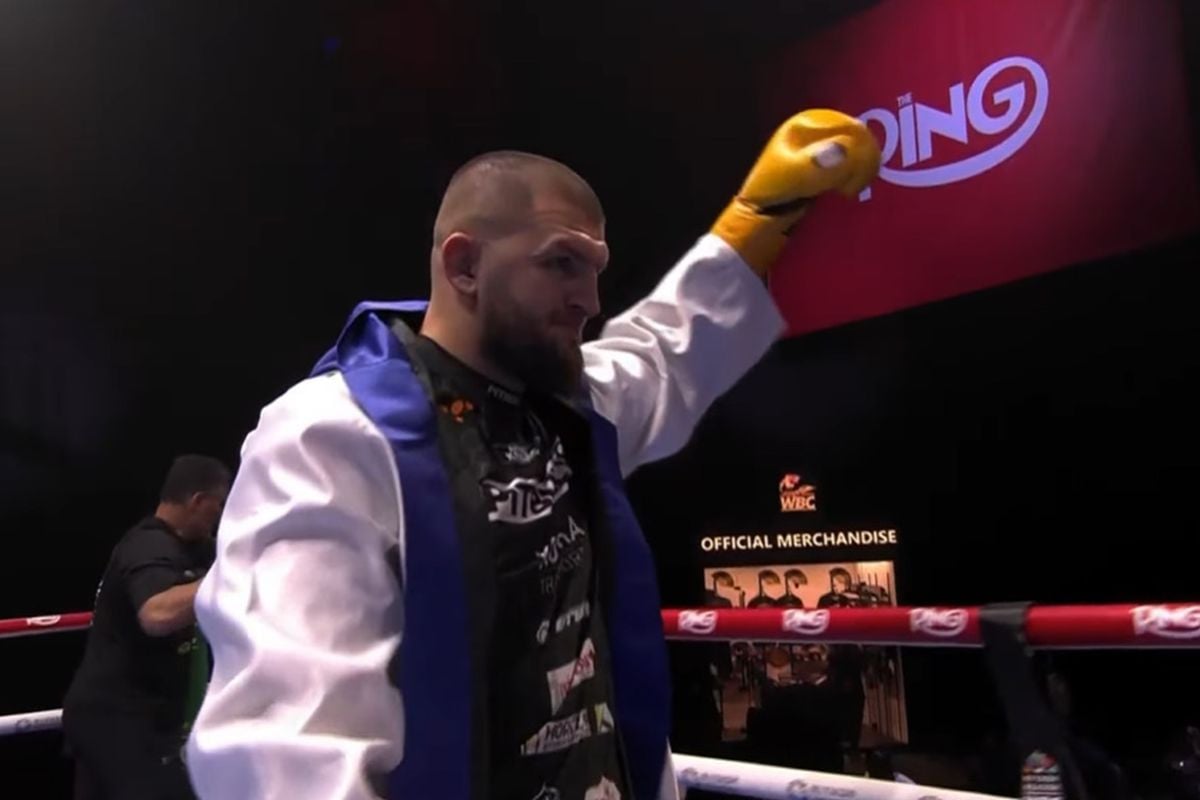Bosanski čelik je brutalna mašina: Ahmed Krnjić u finalu WBC turnira! Bosanski čelik je brutalna mašina: Ahmed Krnjić u finalu WBC turnira!