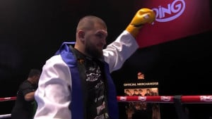 Bosanski čelik je brutalna mašina: Ahmed Krnjić u finalu WBC turnira!