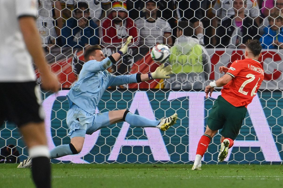Ter Stegen je večeras začepio usta svima u Barceloni koji ga žele otjerati! Ter Stegen je večeras začepio usta svima u Barceloni koji ga žele otjerati!