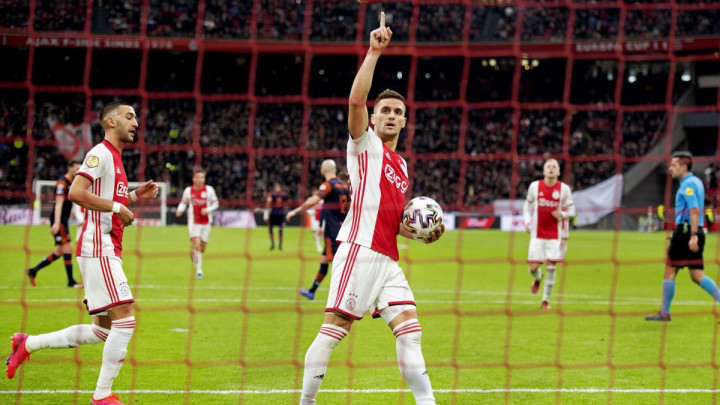Tadić: Nije bilo razloga da idem u Barcelonu...