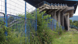 Tužne slike iz Bugojna: Iskra se gasi, stadion u očajnom stanju