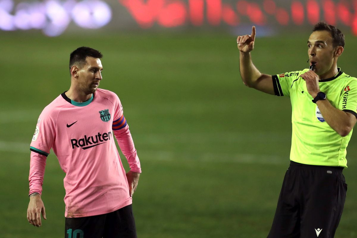 Messi je imao 'posla' i nakon utakmice, ali nije želio da odbije molbe