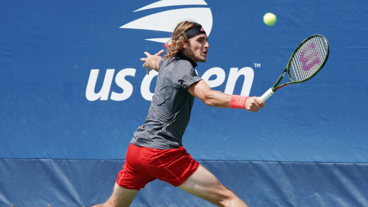 Tsitsipas i Shapovalov ispali sa turnira u Shenzhenu