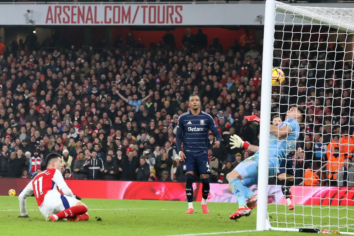 Kada svi pomisle da su "veliki" Arsenal ih demantuje: Topnici na Emiratesu prokockali pobjedu! Kada svi pomisle da su "veliki" Arsenal ih demantuje: Topnici na Emiratesu prokockali pobjedu!