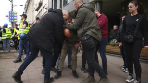 Ovo je prvi sportista koji je prinuđen da se izvini nakon učešća u protestima: "Izvinite ako sam..."