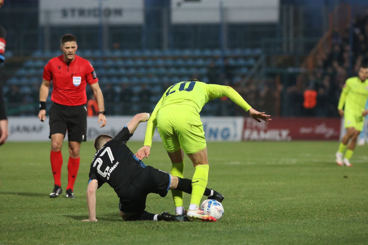 Katastrofa za Dinamo u Varaždinu, duplo slavlje za Hajduk!
