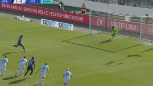 Savršenstvo od penala u Bergamu: Ovakav udarac ne brane ni tri golmana