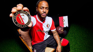 Prije 24 sata potpisao za Feyenoord, jutros došao na trening, pa mu rekli: "Ti ne možeš trenirati"