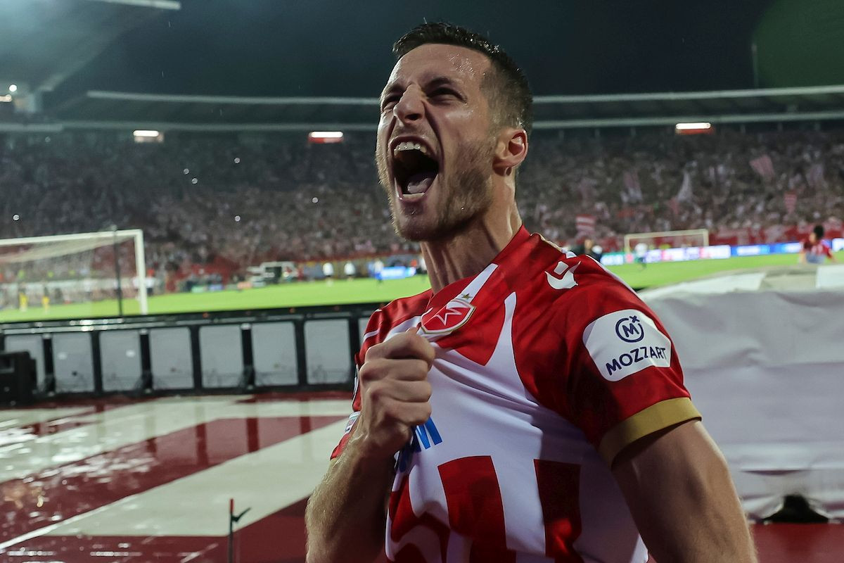 Posljednji veliki ugovor u karijeri: Kapiten usred sezone napušta Crvenu zvezdu Posljednji veliki ugovor u karijeri: Kapiten usred sezone napušta Crvenu zvezdu