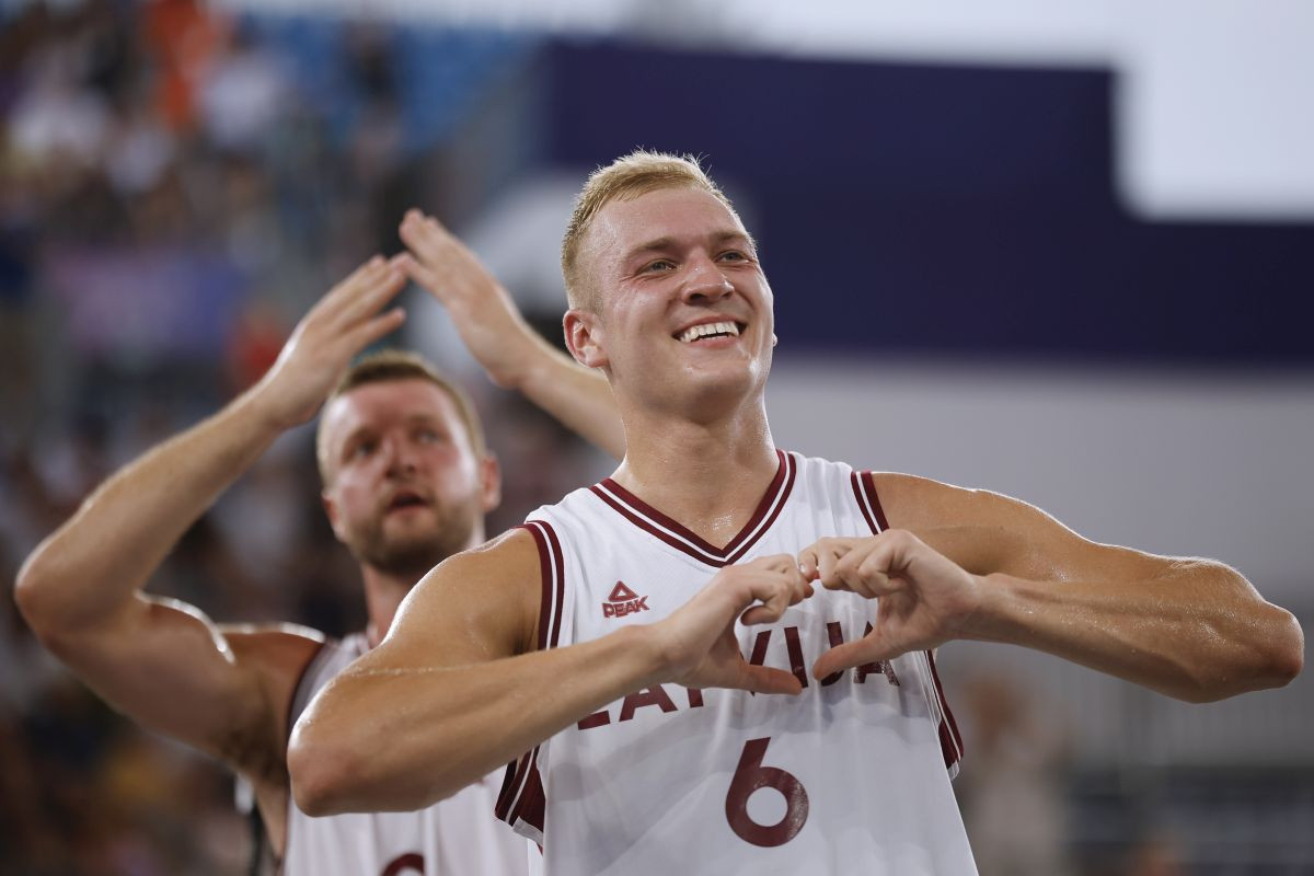 Srbi sve dalje od direktnog prolaska u polufinale: Latvija nastavila niz bez poraza! Srbi sve dalje od direktnog prolaska u polufinale: Latvija nastavila niz bez poraza!