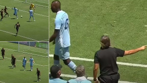 Deset godina od najluđeg poteza Balotellija: Džeko je širio ruke, a Mancini ga je odmah 'istjerao'