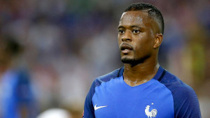 Legendarni Evra o PSG-u: Otjerali su me jer su smatrali da ću da kradem stvari iz svlačionice