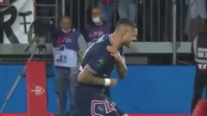 Icardi pokušao glumiti, pa u zavojima napustio stadion