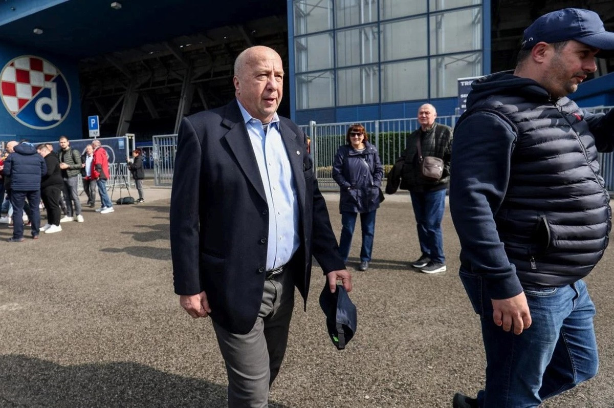 Pobjeda navijača: GNK Dinamo Zagreb ima novog predsjednika - Velimira Zajeca! Pobjeda navijača: GNK Dinamo Zagreb ima novog predsjednika - Velimira Zajeca!