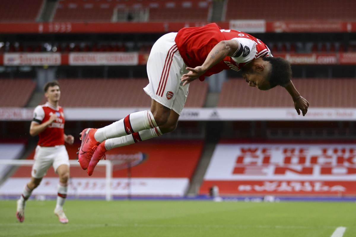 Aubameyang oborio rekord Henryja Aubameyang oborio rekord Henryja