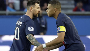 Messi dan pred odlazak iz Pariza rekao Mbappeu samo dvije rečenice, navijači PSG-a bijesni