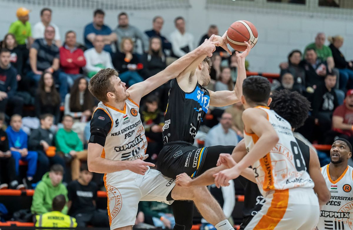 Novi odličan double-double Ibrahima Durme, ali ni to nije pomoglo Pecsu da dođe do pobjede Novi odličan double-double Ibrahima Durme, ali ni to nije pomoglo Pecsu da dođe do pobjede