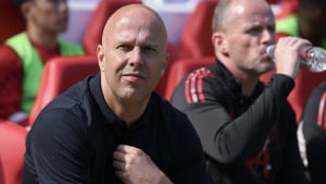 Arne Slot bez posla nije ostao dugo: Spreman je za senzacionlan potpis