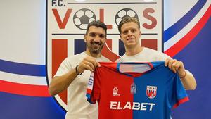 Dženis Burnić predstavljen u novom klubu!