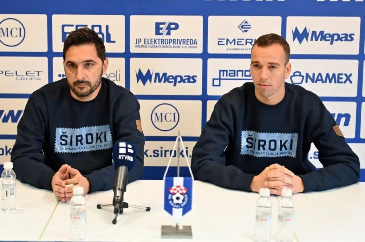 Budimir otkrio šta njegovi igrači moraju uraditi kako bi bili konkurenti Zrinjskom Budimir otkrio šta njegovi igrači moraju uraditi kako bi bili konkurenti Zrinjskom