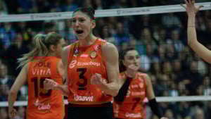 Kakva izdaja najbolje na svijetu: Tijana Bošković uzela milione i potpisala za najvećeg rivala!