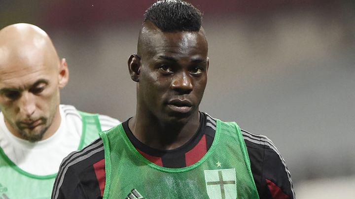 Carragher ismijao Balotellijev transfer u Nicu