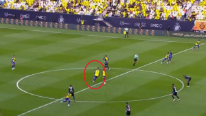 Fudbalska (ne)ozbiljnost na arapski način: Ronaldo izveo centar, 10 sekundi kasnije se radovao