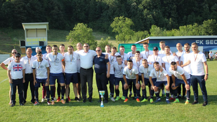 Praznik nogometa u Hasan Polju: FK Seona uručen pehar za prvaka Druge lige Sjever