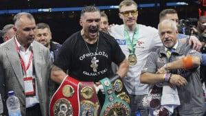 On je mašina kojoj niko ništa ne može: Oleksandr Usyk nokautirao Duboisa
