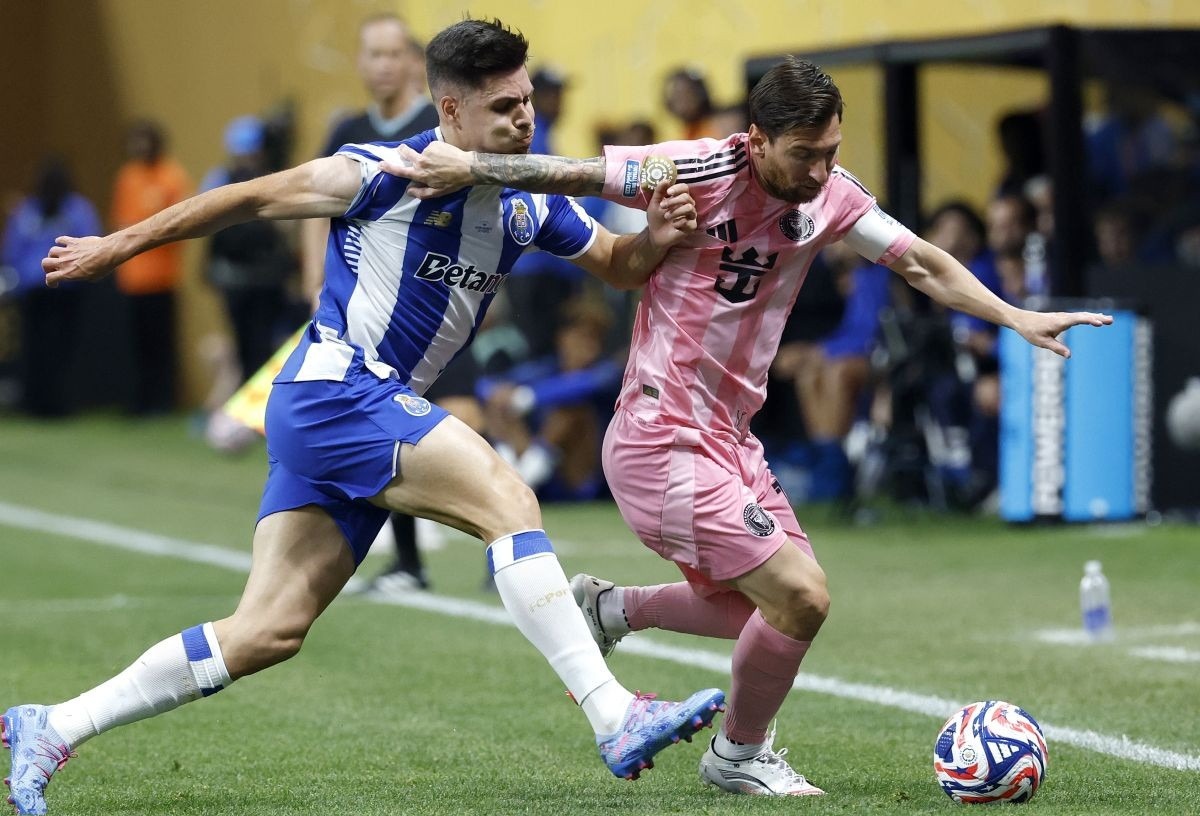 Porto vodio, a onda je Lionel Messi odlučio da servira malo magije Porto vodio, a onda je Lionel Messi odlučio da servira malo magije