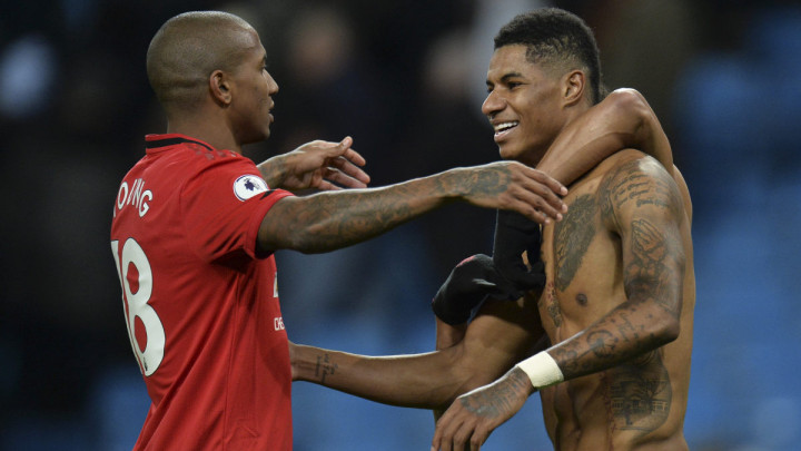 Manchester United potvrdio transfer Ashleyja Younga