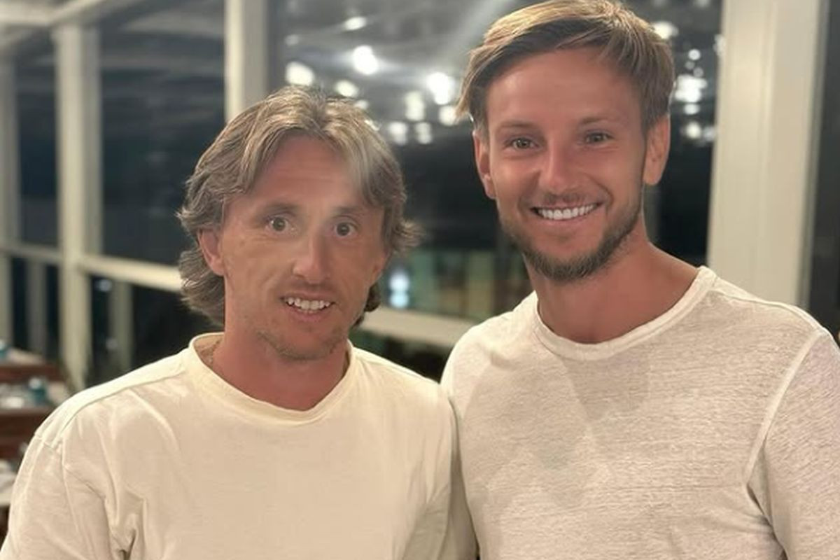 Rakitić izazvao haos zbog poruke Modriću, ubrzo se izvinjavao: "Ma, nisam želio da..." Rakitić izazvao haos zbog poruke Modriću, ubrzo se izvinjavao: "Ma, nisam želio da..."