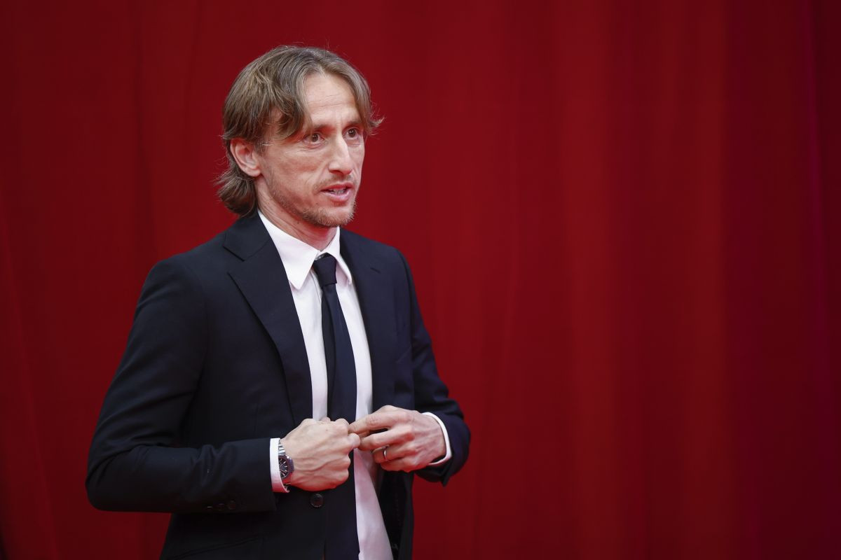 Gotovo je: Luka Modrić na ljeto napušta Real Madrid, porukom rasplakao navijače Kraljeva! Gotovo je: Luka Modrić na ljeto napušta Real Madrid, porukom rasplakao navijače Kraljeva!