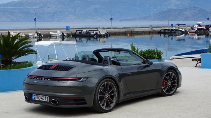 Vozili smo novi Porsche 911 (992)