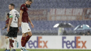 Roma napada bez Džeke
