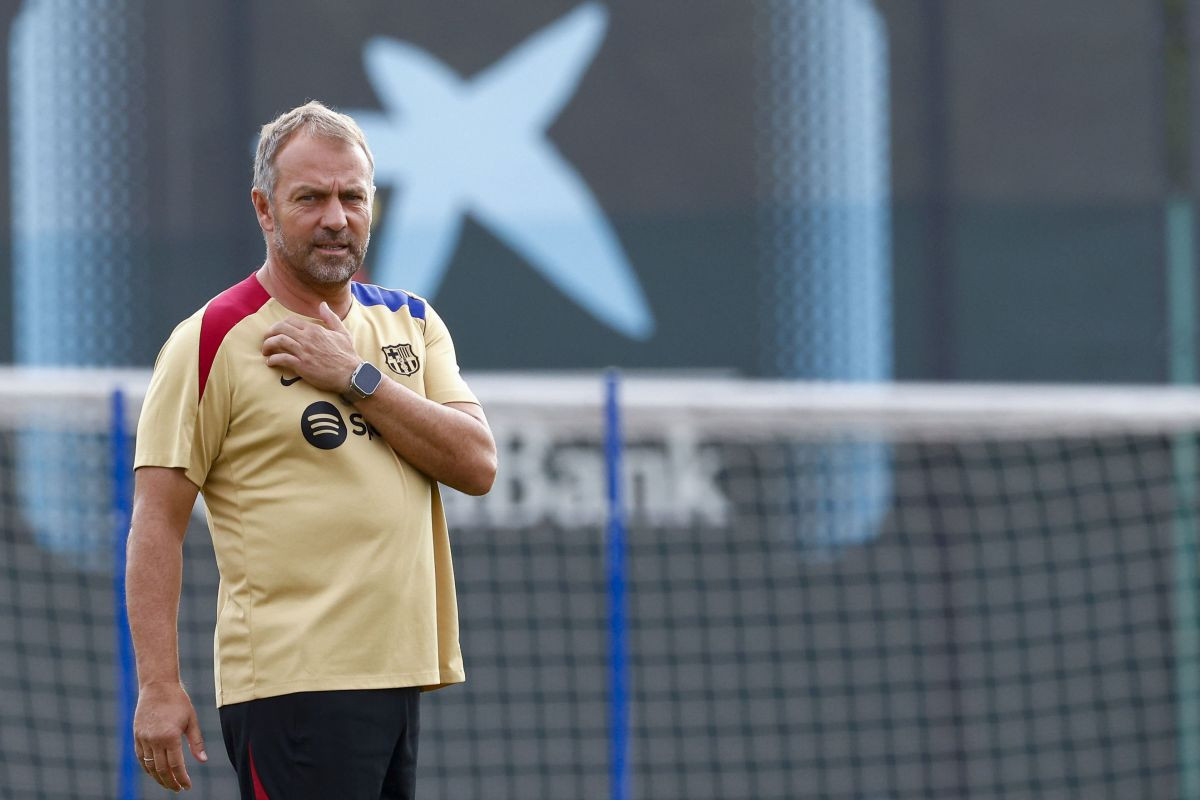 Hansi Flick dobio fantastične vijesti pred polazak u Monaco, vraća se čovjek kojeg su svi otpisali Hansi Flick dobio fantastične vijesti pred polazak u Monaco, vraća se čovjek kojeg su svi otpisali