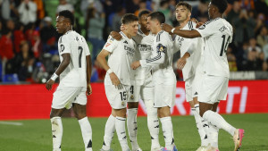 Real objavio sastav, nema Mbappea u prvih 11, navijači zapalili njegov dres