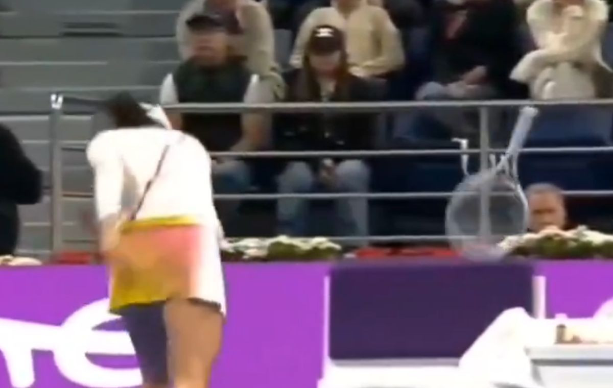 Poljakinja izgubila živce, lomila reket, ali reakcija protivnice je postala pravi hit Poljakinja izgubila živce, lomila reket, ali reakcija protivnice je postala pravi hit