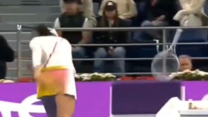 Poljakinja izgubila živce, lomila reket, ali reakcija protivnice je postala pravi hit