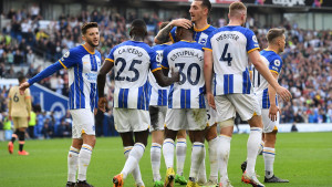 Liverpool se nakon penala provuka protiv trećeligaša, Brighton šokirao Emirates