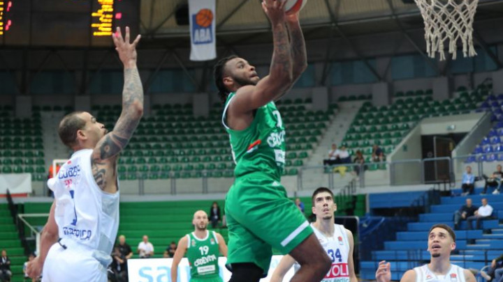 Cedevita Olimpija potpuno razbila Budućnost i poslala jasnu poruku Partizanu pred finale