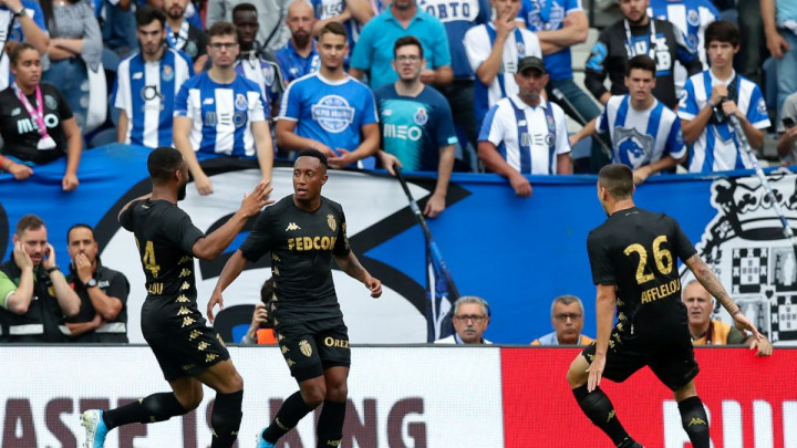 Gelson Martins suspendovan na šest mjeseci jer je odgurnuo glavnog sudiju!