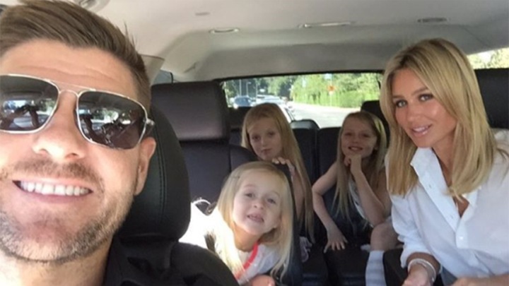 Gerrardov poklon kćerci izazvao brojne kontroverze