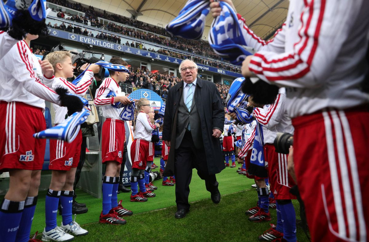 Otišla je još jedna fudbalska ikona: Preminuo čuveni Uwe Seeler