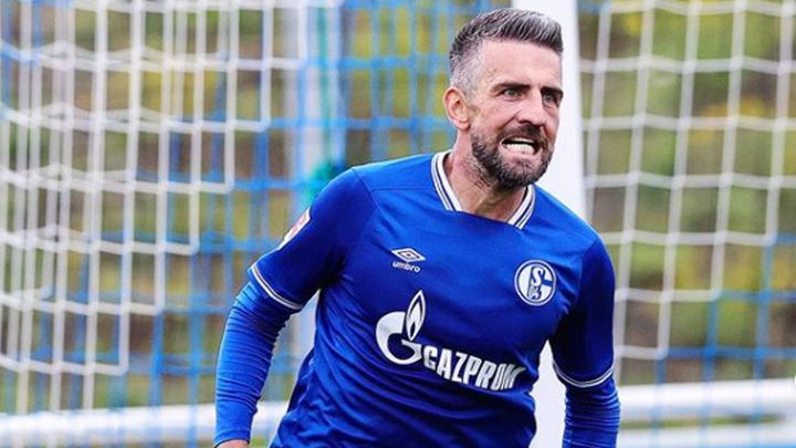 Još uvijek nije za penzije: Sjajan gol Ibiševića u pobjedi Schalkea