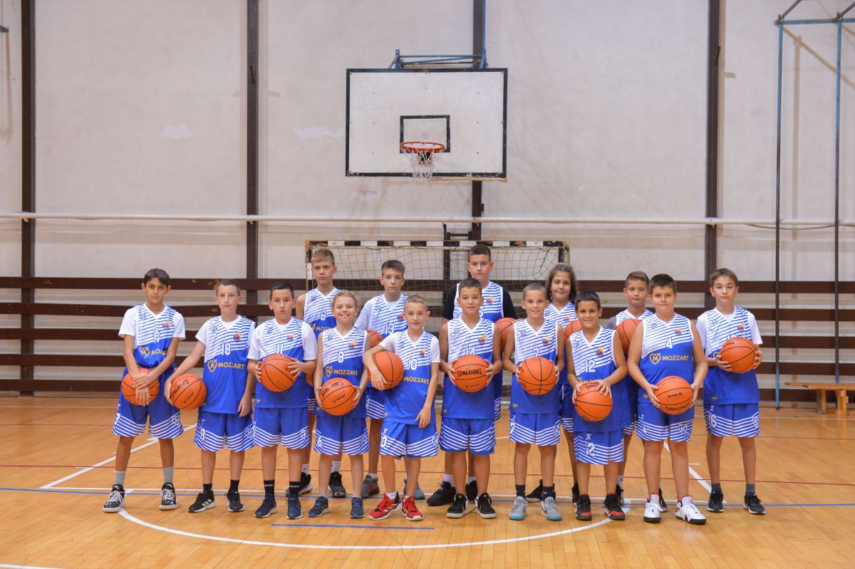 Za košarkaše Koša: Nova oprema iz Mozzarta za sportiste iz Bijeljine