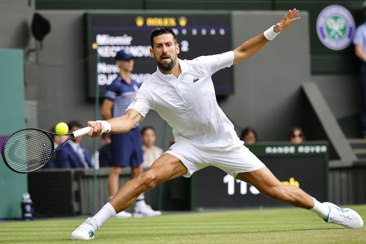 Fantastični Novak Đoković se tek zagrijava, Kecmanović jedva čekao da ode s terena Fantastični Novak Đoković se tek zagrijava, Kecmanović jedva čekao da ode s terena